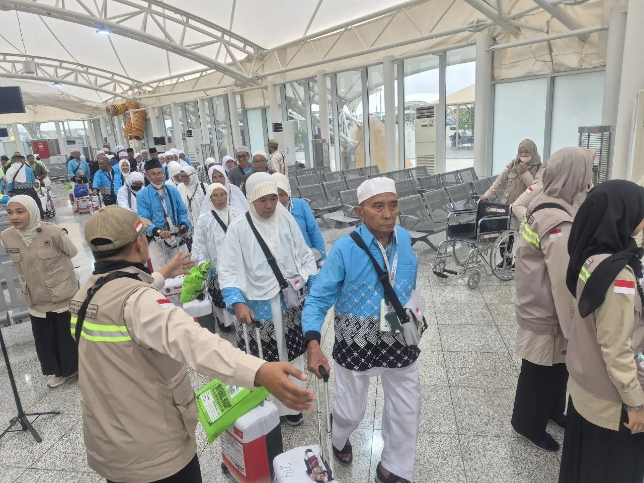 Petugas Penyelenggara Ibadah Haji (PPIH)
