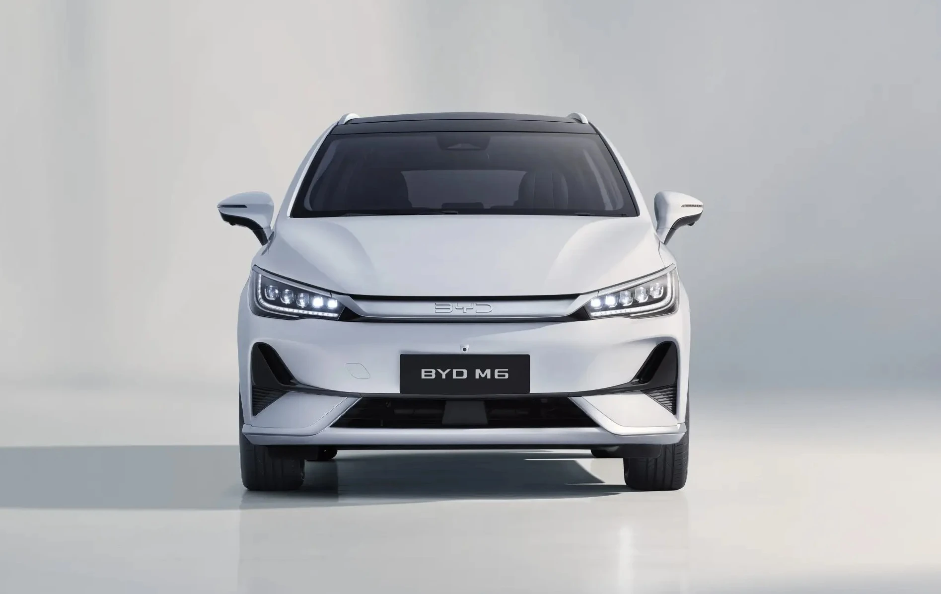 BYD Luncurkan M6 EV Rakitan Lokal di GIIAS 2026