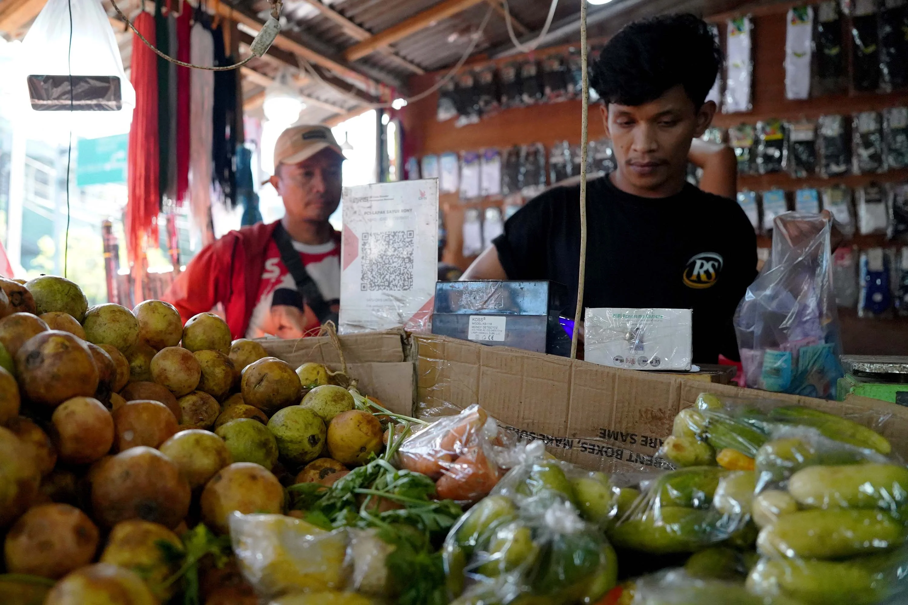 Harga Pangan 16 Februari 2026: Cabai Rawit Naik, Minyak Goreng Menguat, Beras Stabil