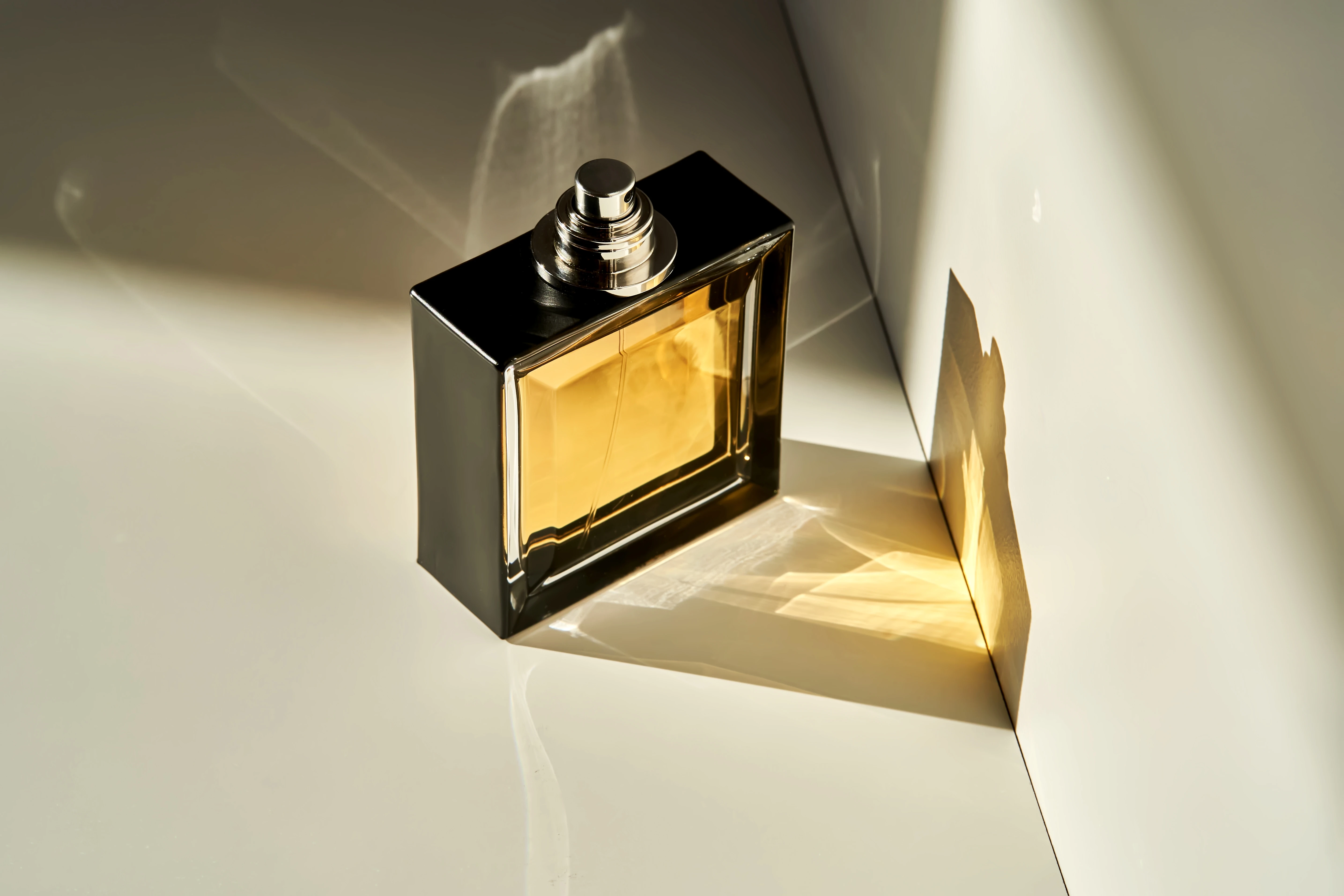 Parfum yang Kamu Pakai Sudah Tepat? Kenali Perbedaan EDP, EDT, dan EDC