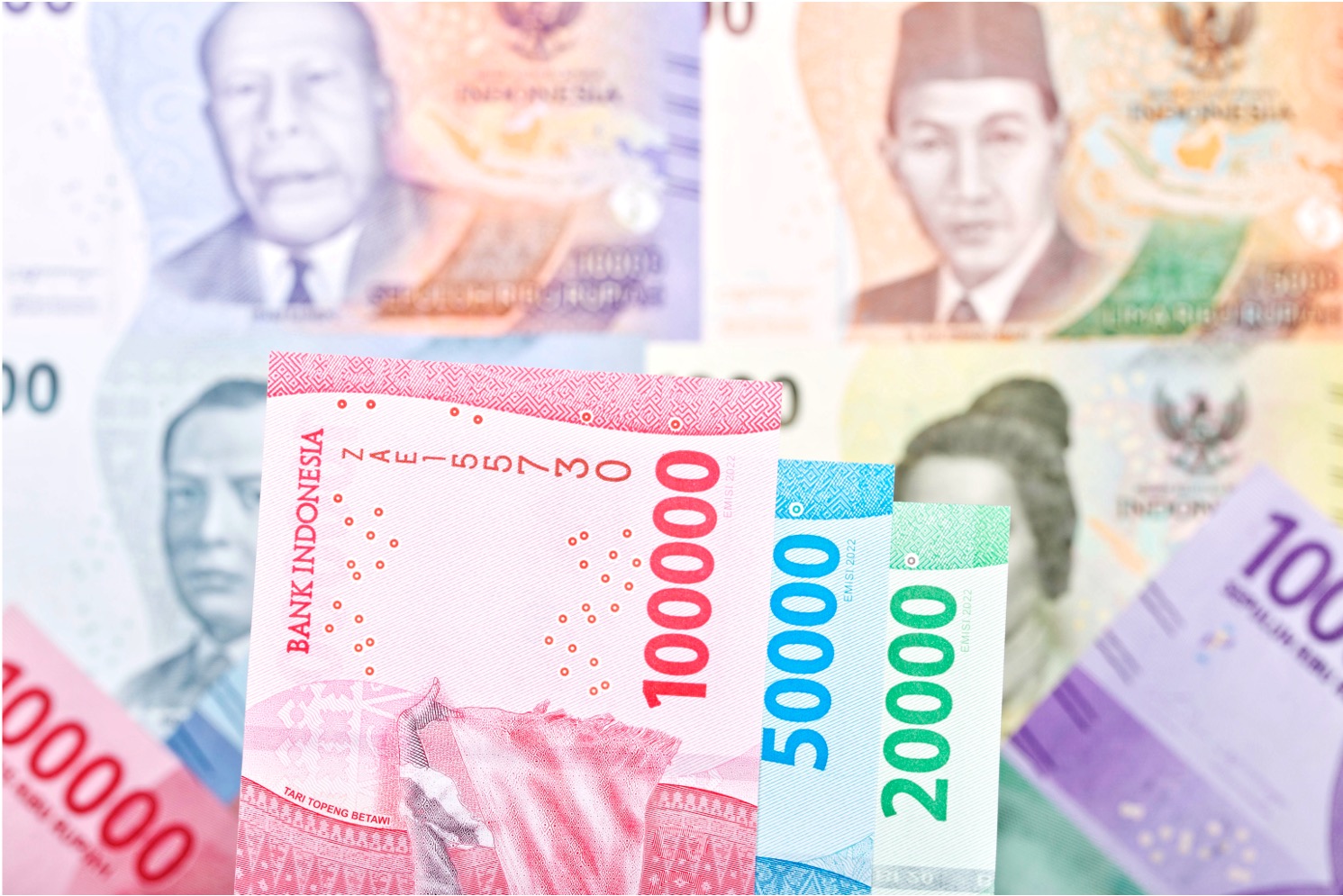 Ekonom: Kenaikan Remunerasi Dana Pemerintah Bukan Solusi Utama Stabilisasi Rupiah