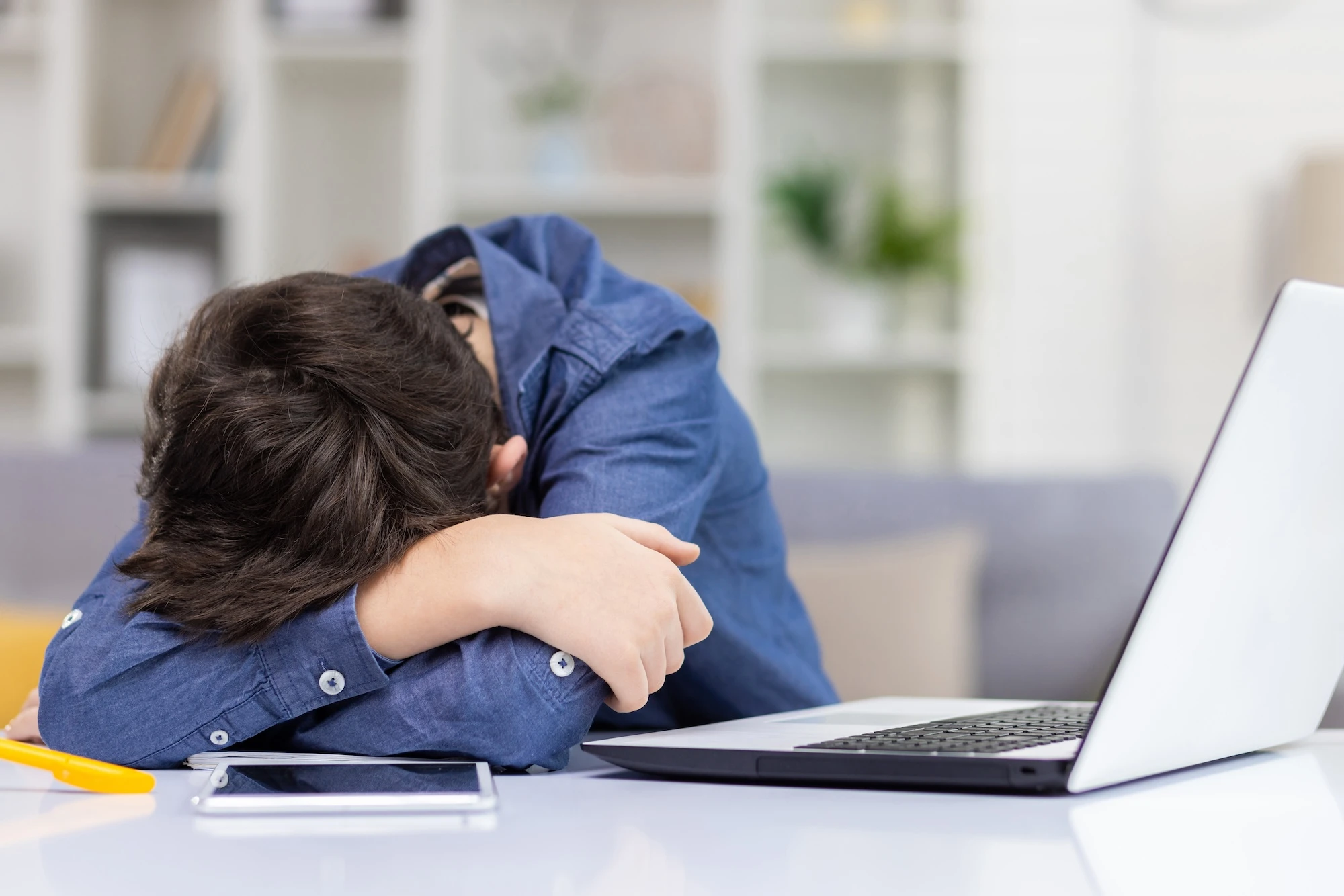 Marak Cyberbullying pada Remaja: Kenali Dampak Buruk dan Langkah Pencegahannya