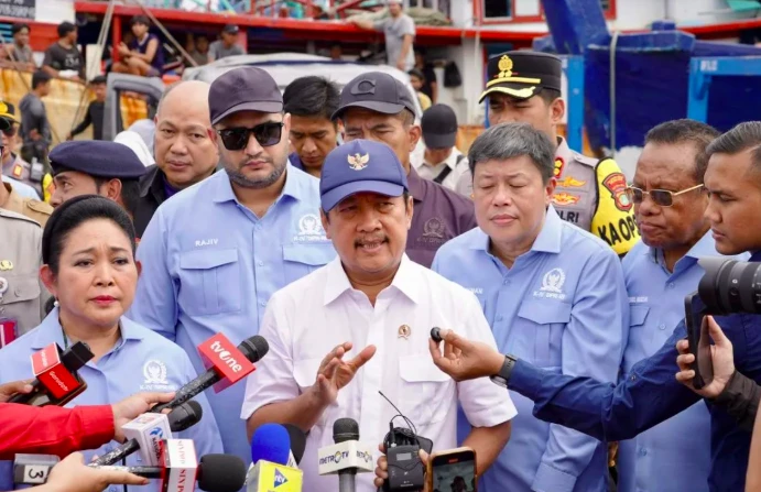 Menteri KP Trenggono vs Menkeu Purbaya: Polemik Anggaran 1.500 Kapal Ikan dan Komitmen Inggris