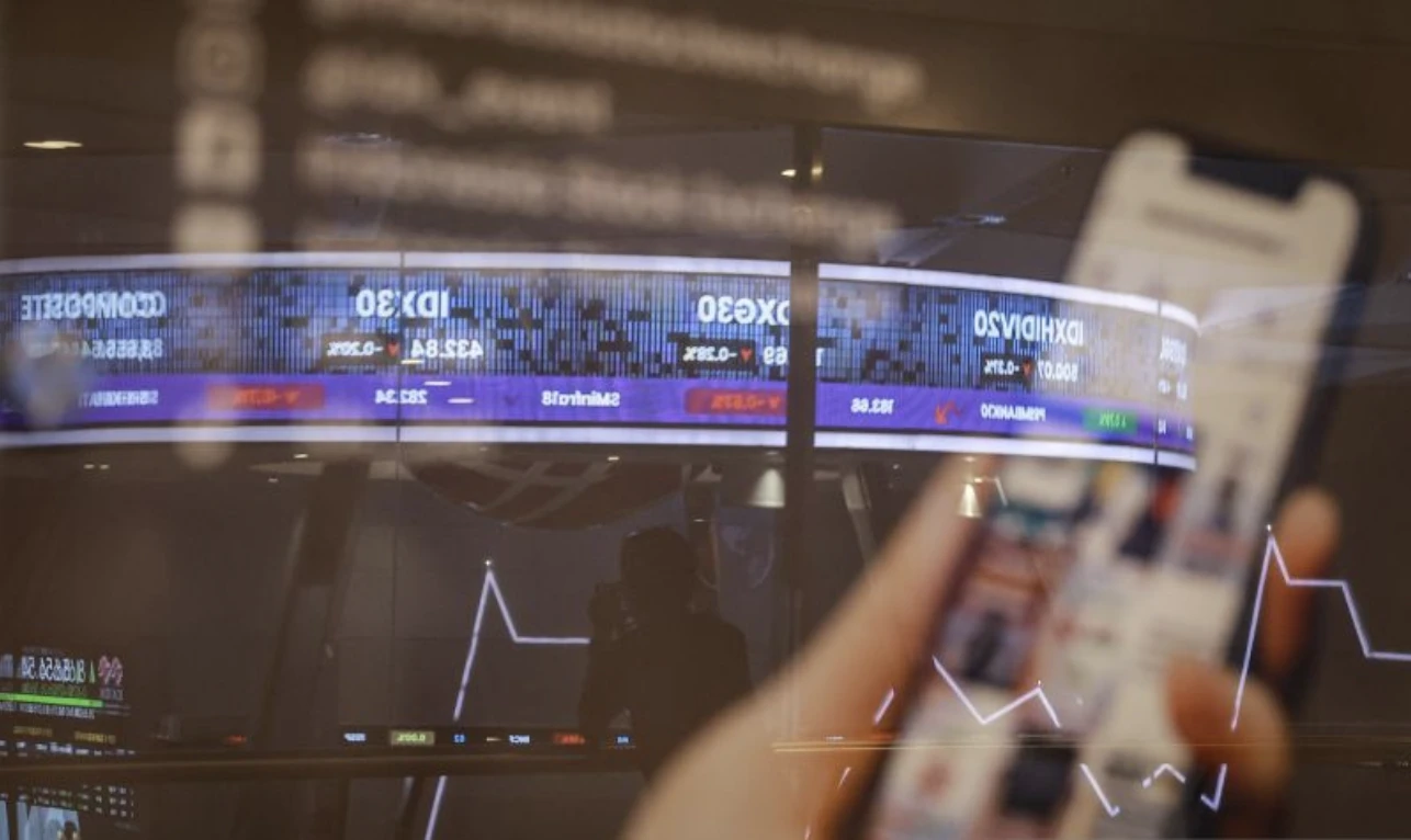 Direksi Bumi Resources Minerals BRMS Borong Saham saat Harga Turun