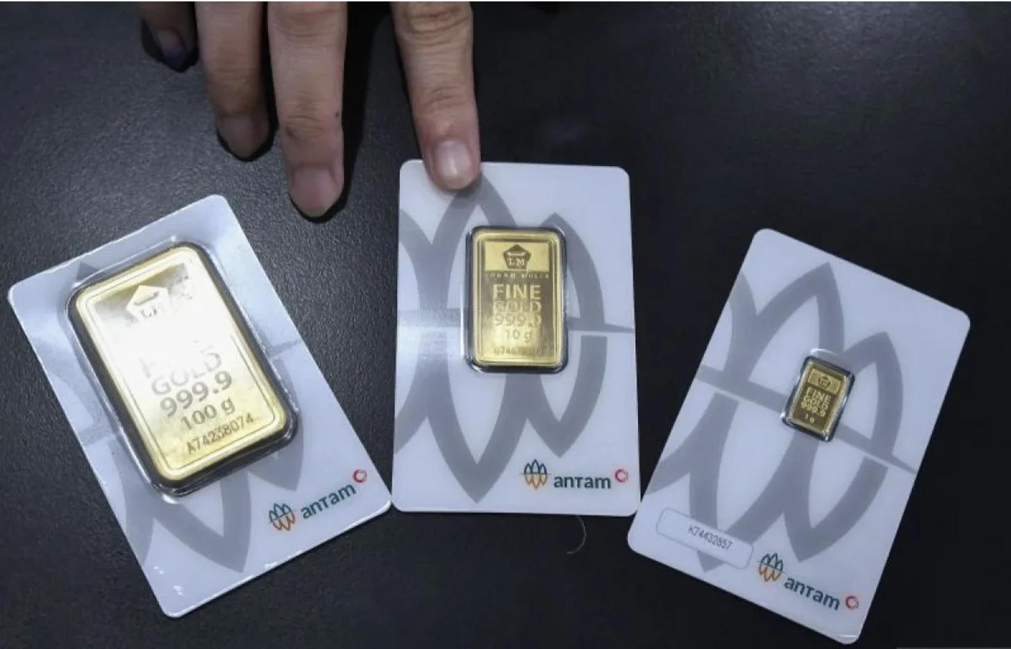 Harga Emas 15 Juni 2026: Antam Alami Kenaikam UBS Gold dan Galeri24 Kompak Tunjukkan Stagnasi