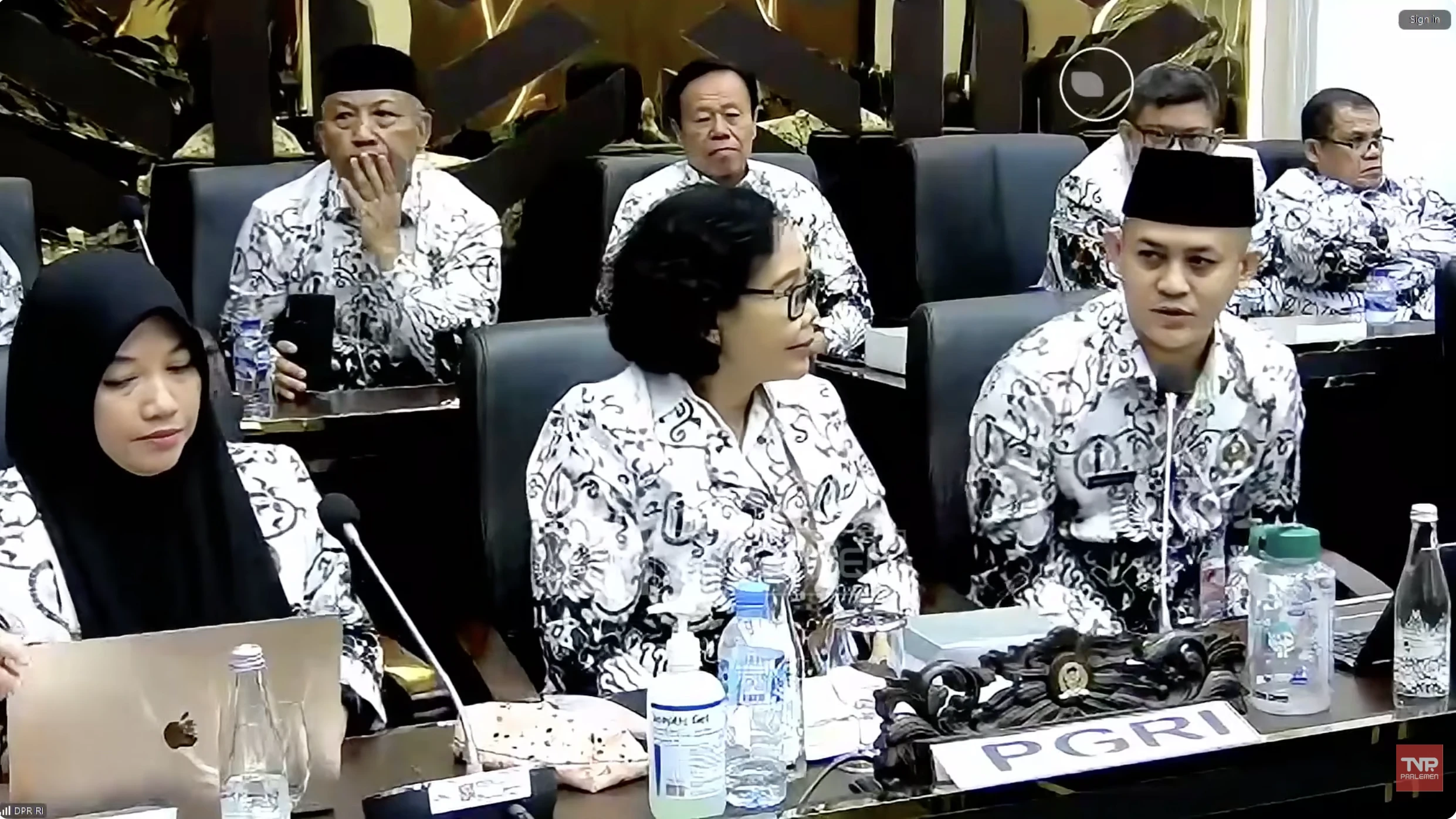 Riset Harvard: Pendidikan Indonesia Tertinggal 128 Tahun dari Negara Maju