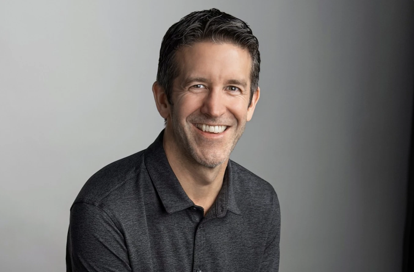 Profil John Ternus: CEO Apple Baru Yang Menggantikan Tim Cook