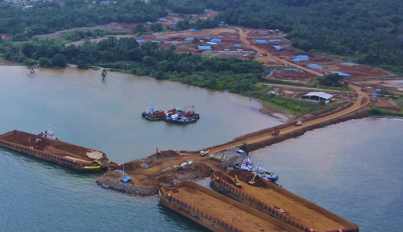 Laba MINE Turun Meski Pendapatan Naik 6% Semester I-2026