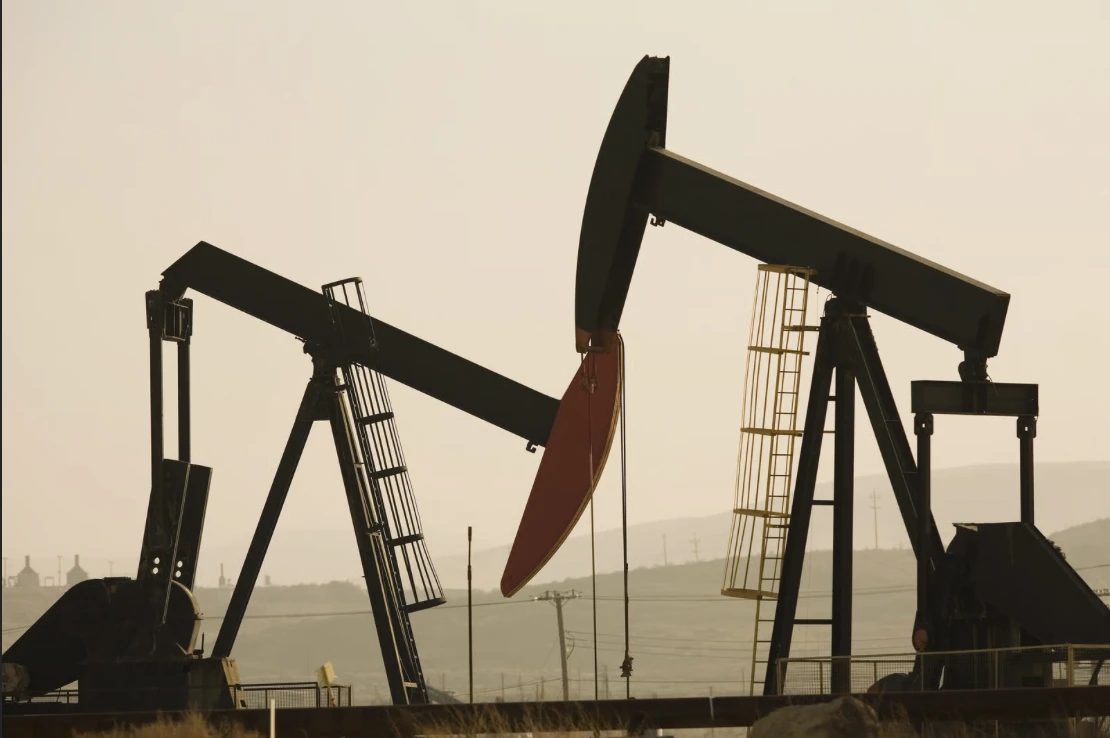 Ancaman Sanksi AS ke Iran Bikin Harga Minyak Bergejolak