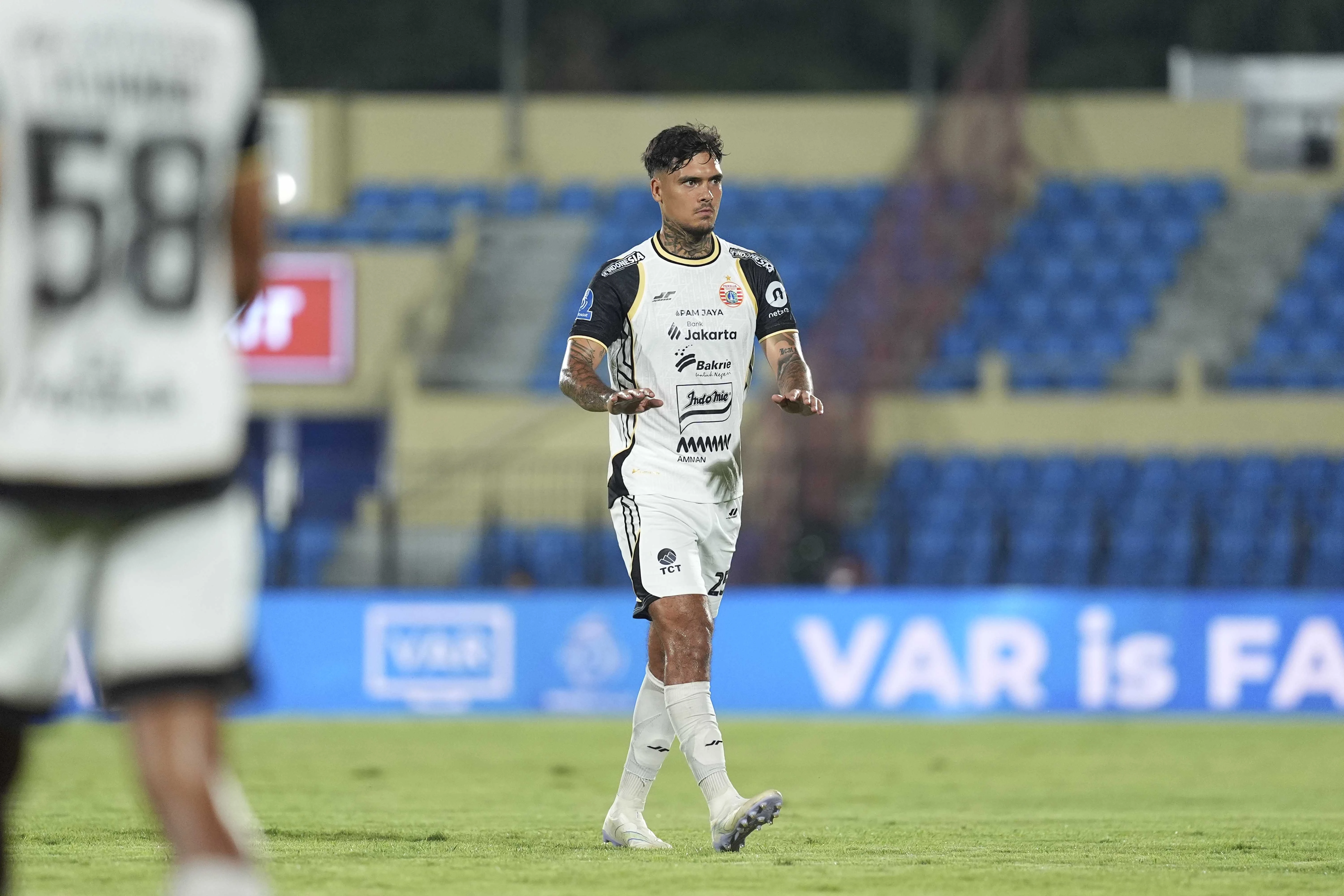 Jadi Starter di Laga Persijap vs Persija, Begini Kata Shayne Pattynama