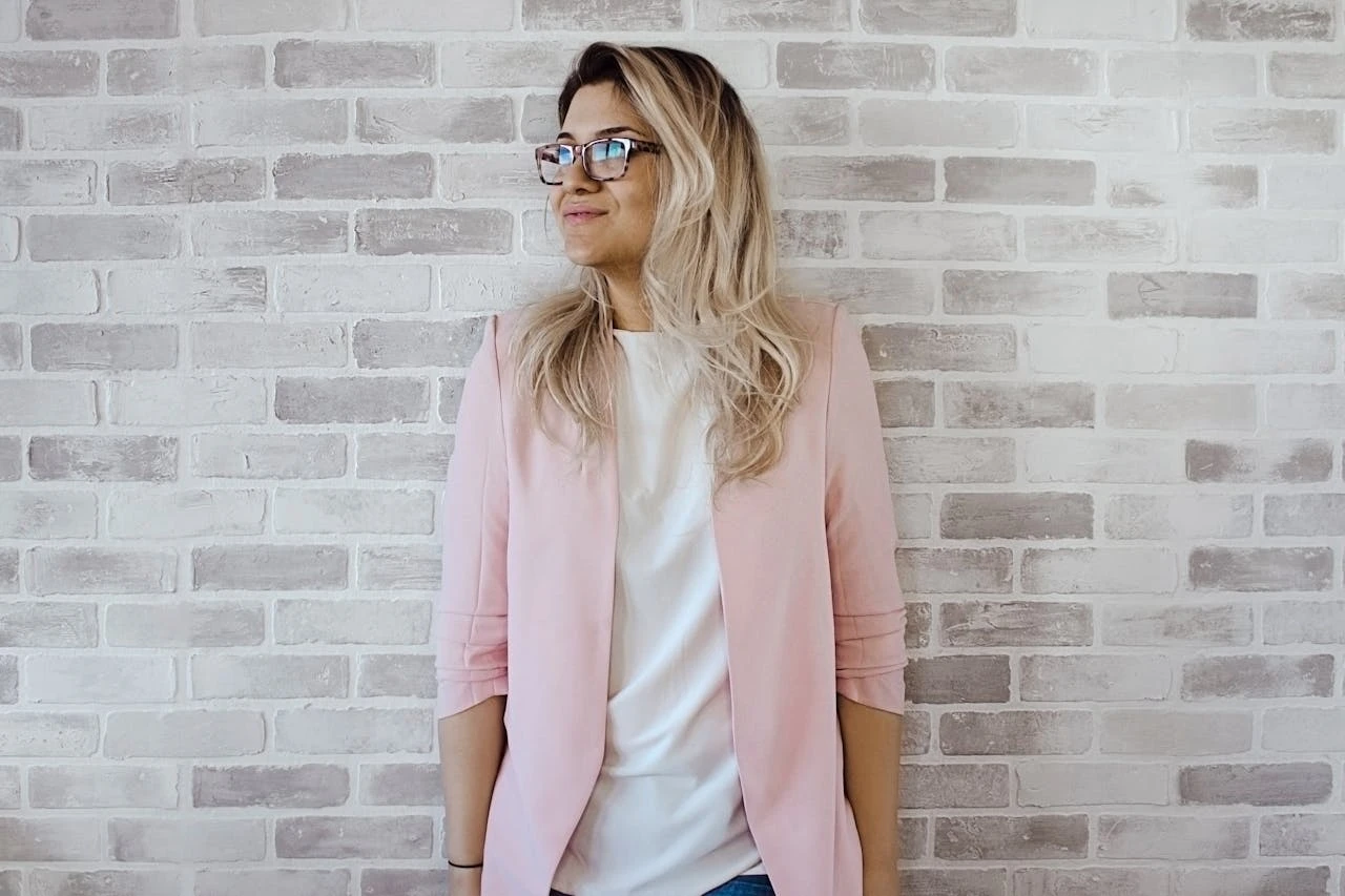 Warna Pink Identik dengan Perempuan? Kenapa Bisa Begitu?