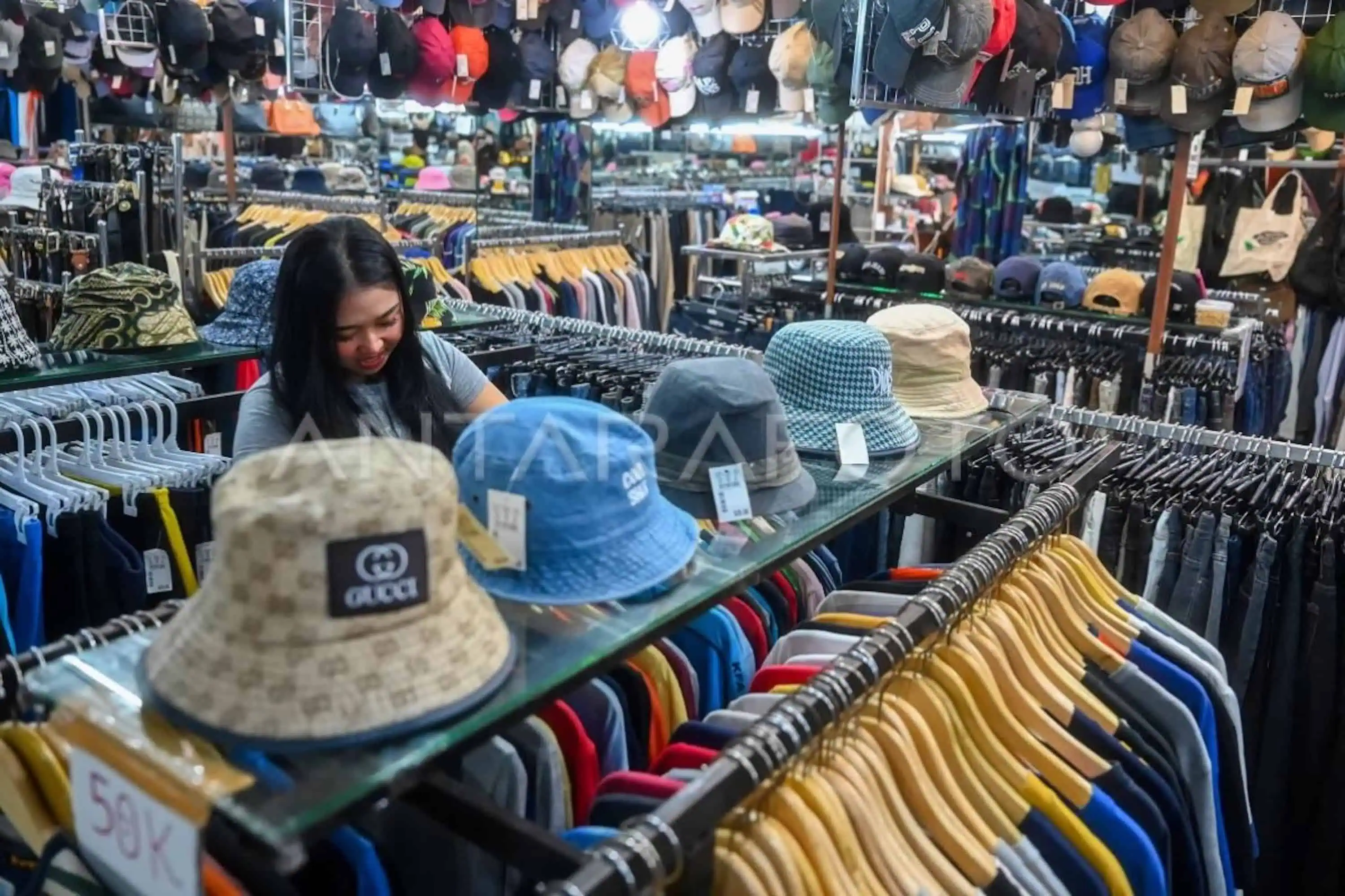 Pemerintah Akan Mitrakan Pedagang Thrifting Dengan UMKM Mapan