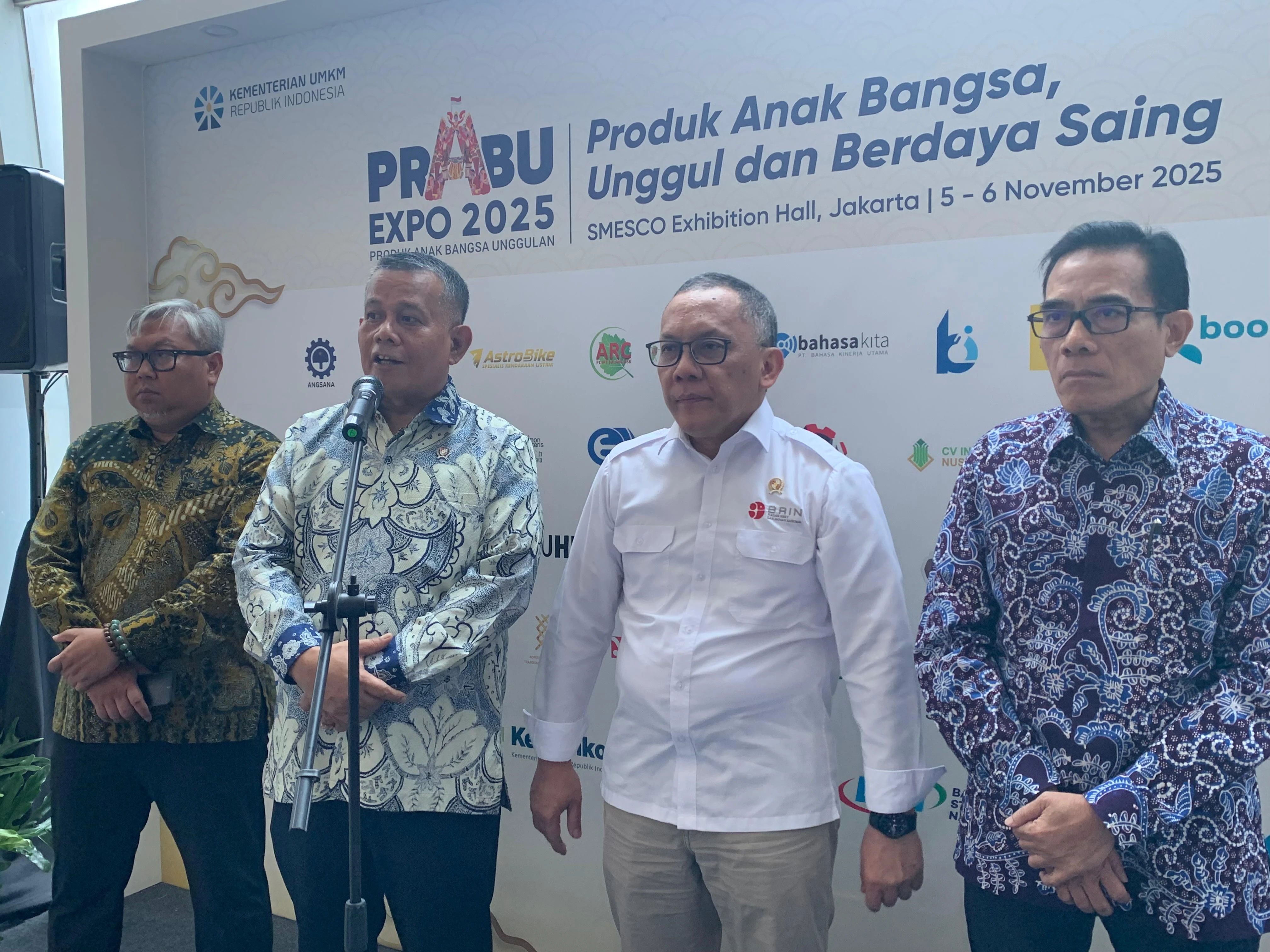 Kementerian UMKM Siapkan Solusi dan Modal Tanpa Agunan Bagi Pedagang Thrifting