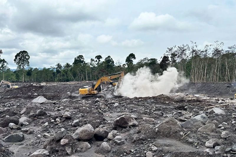 Semeru Status Awas, Tambang Pasir Besuk Kobokan Dilarang