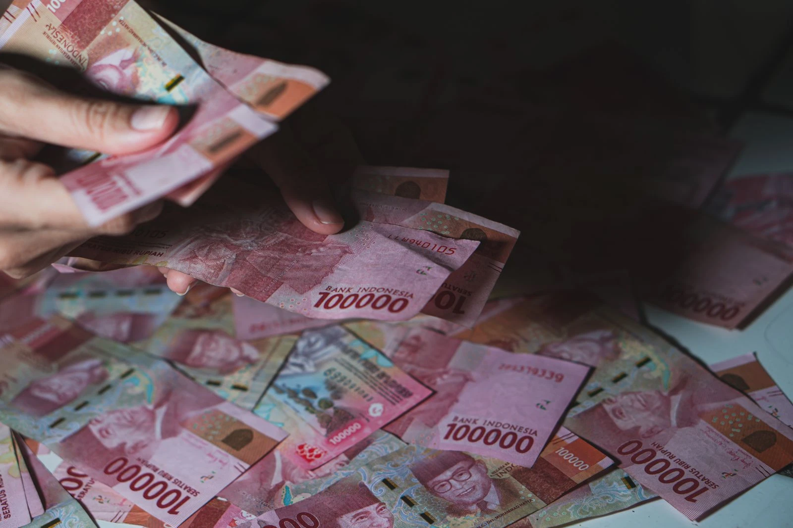 Rupiah Hari Ini 22 Januari 2025 Menguat ke Rp16.936 per Dolar AS, Pergerakan Masih Fluktuatif