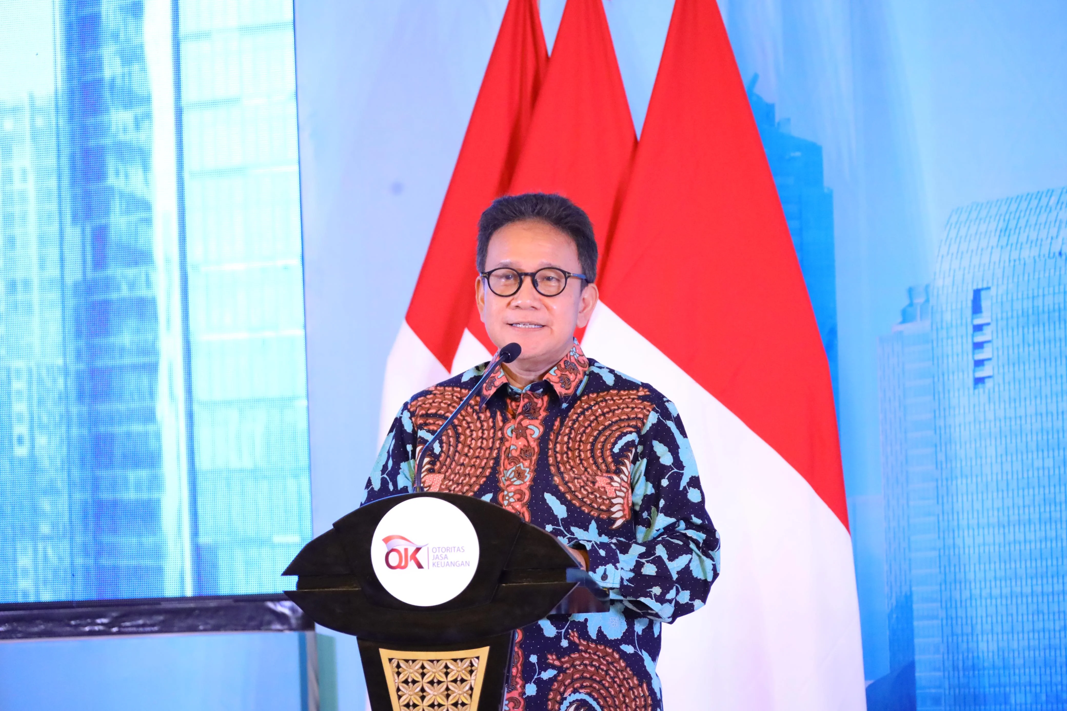Susul Mahendra Siregar, Wakil Ketua OJK Mirza Adityaswara Resmi Mundur