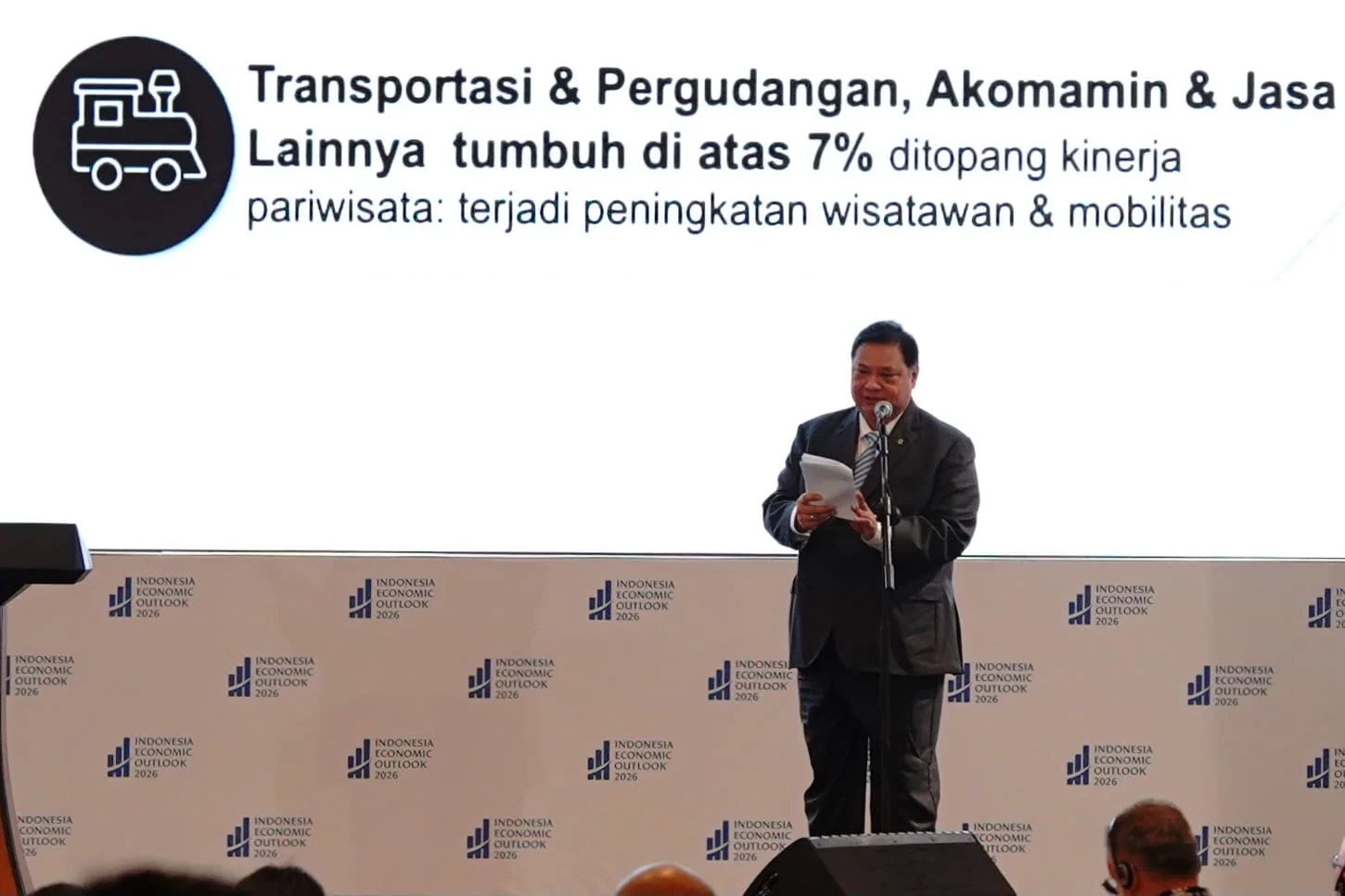 Airlangga: Tahap Awal Demutualisasi Bursa, Private Placement Lebih Dulu