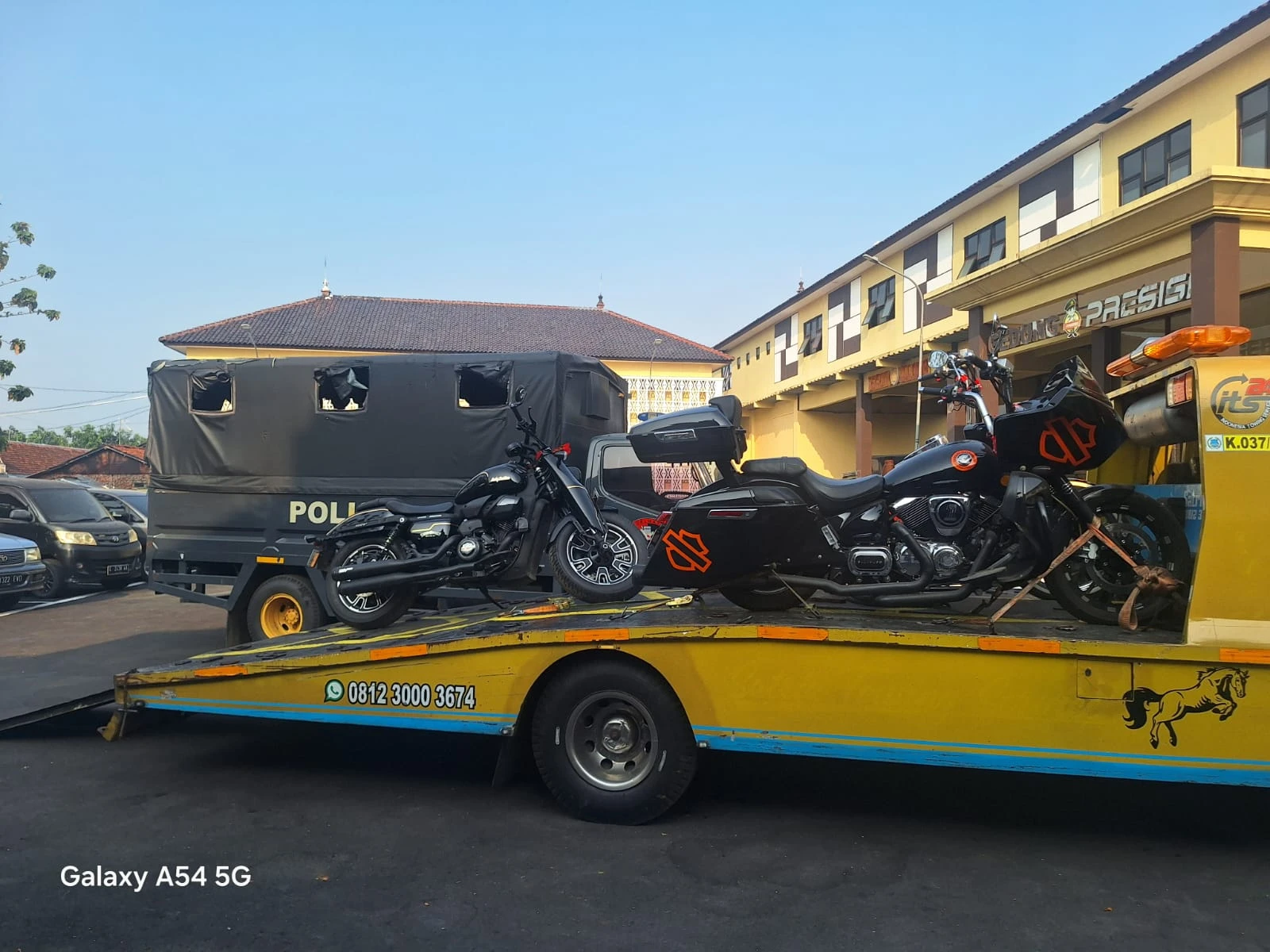 KPK Sita Moge, Logam Mulia, dan Uang Asing dari Penggeledahan di 4 Kota