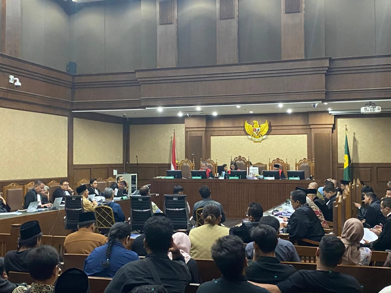 Gus Alex Sebut Serahkan US$400 Ribu atas Permintaan Rekan Nusron Wahid