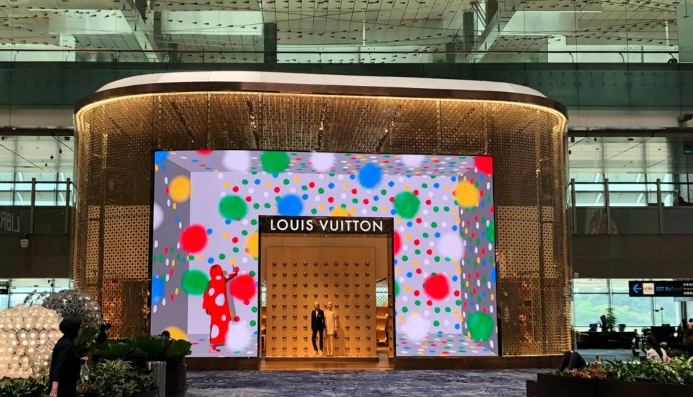 Louis Vuitton Rugi Penjualan di China Imbas Sengketa Molly Tea