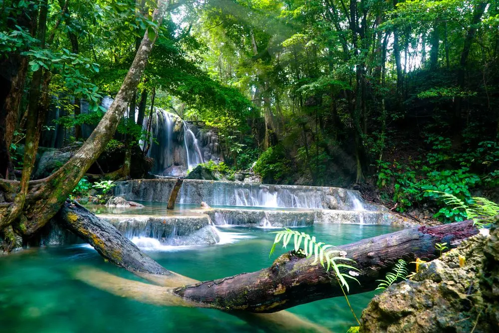 Hidden Gem Indonesia: 10 Wisata Alam Cantik yang Belum Banyak Orang Tahu