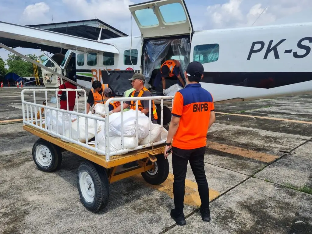 BNPB: Modifikasi Cuaca Berhasil Tekan 80% Hujan di Lokasi Bencana